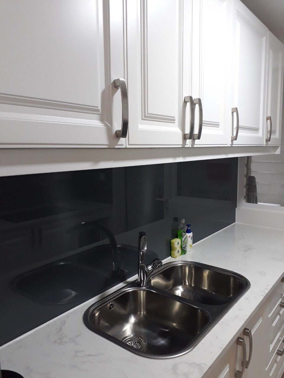 Cho thuê 2pn Vista Verde giá 17 triệu nhà đẹp có ban công rộng