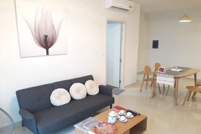 Cho thuê 2pn Vista Verde giá 17 triệu nhà đẹp có ban công rộng