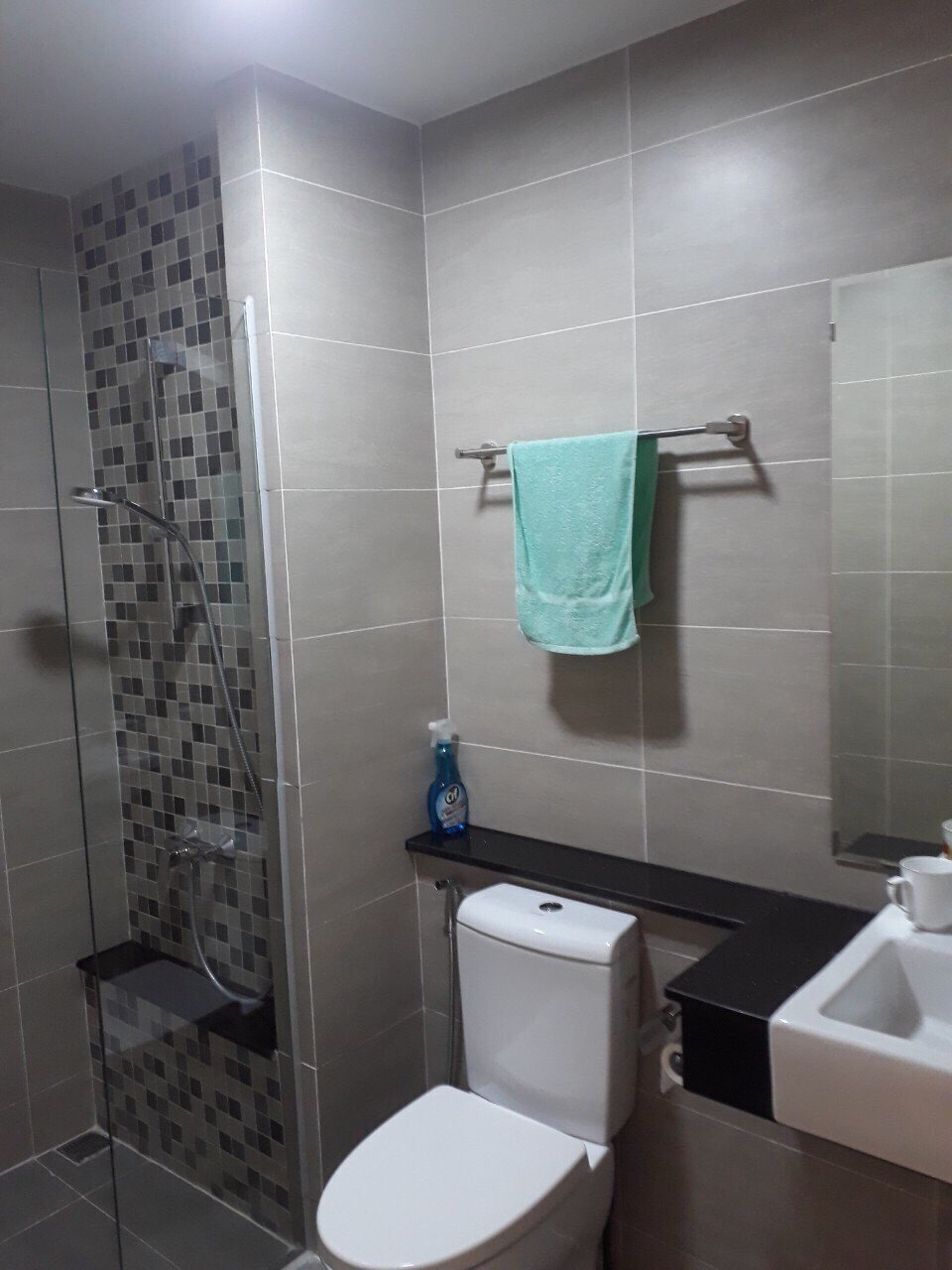 Cho thuê 2pn Vista Verde giá 17 triệu nhà đẹp có ban công rộng