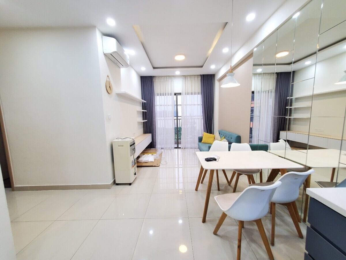 Căn hộ cho thuê 2pn giá 17 triệu view thoáng mát 73m2 The Sun Avenue