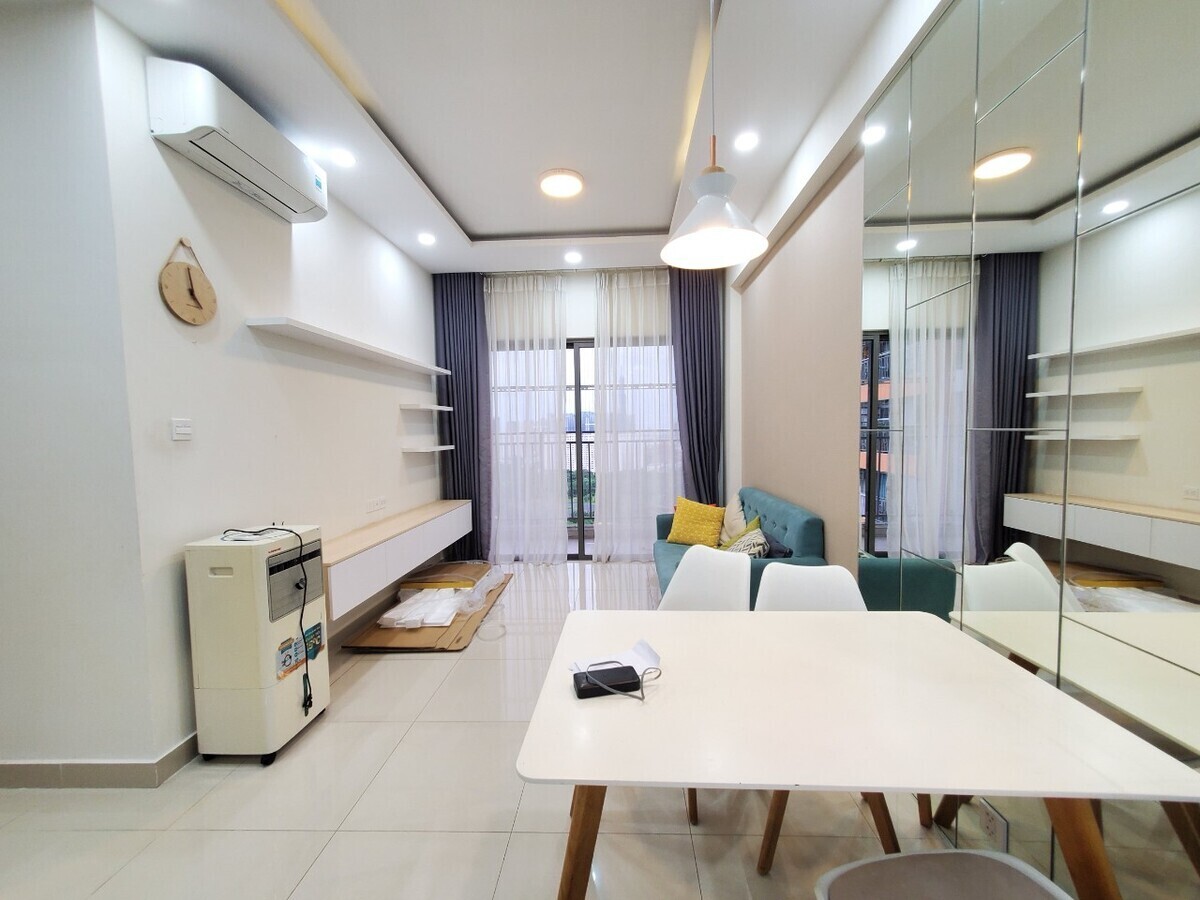 Căn hộ cho thuê 2pn giá 17 triệu view thoáng mát 73m2 The Sun Avenue