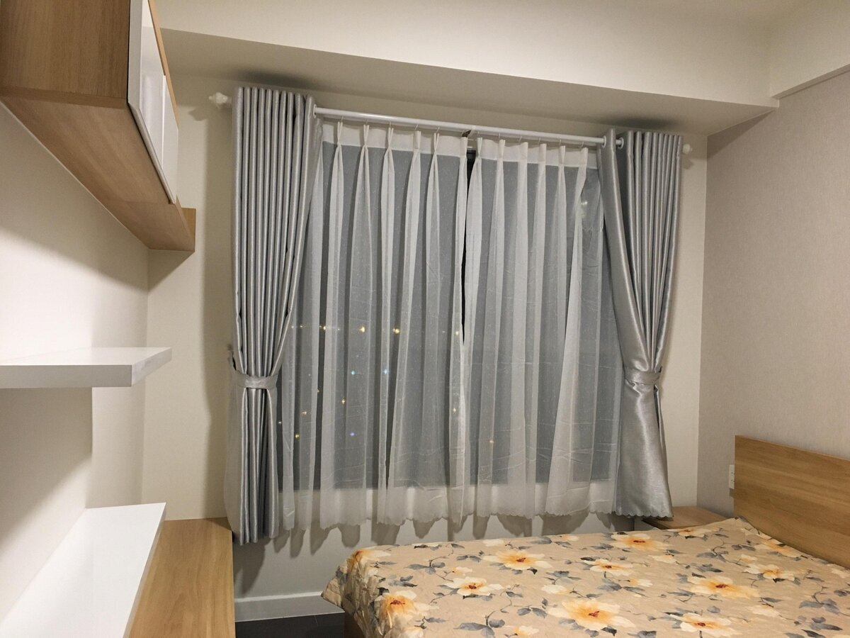 cho thuê full nội thất căn 3 phòng ngủ The Sun Avenue giá 18 triệu căn góc