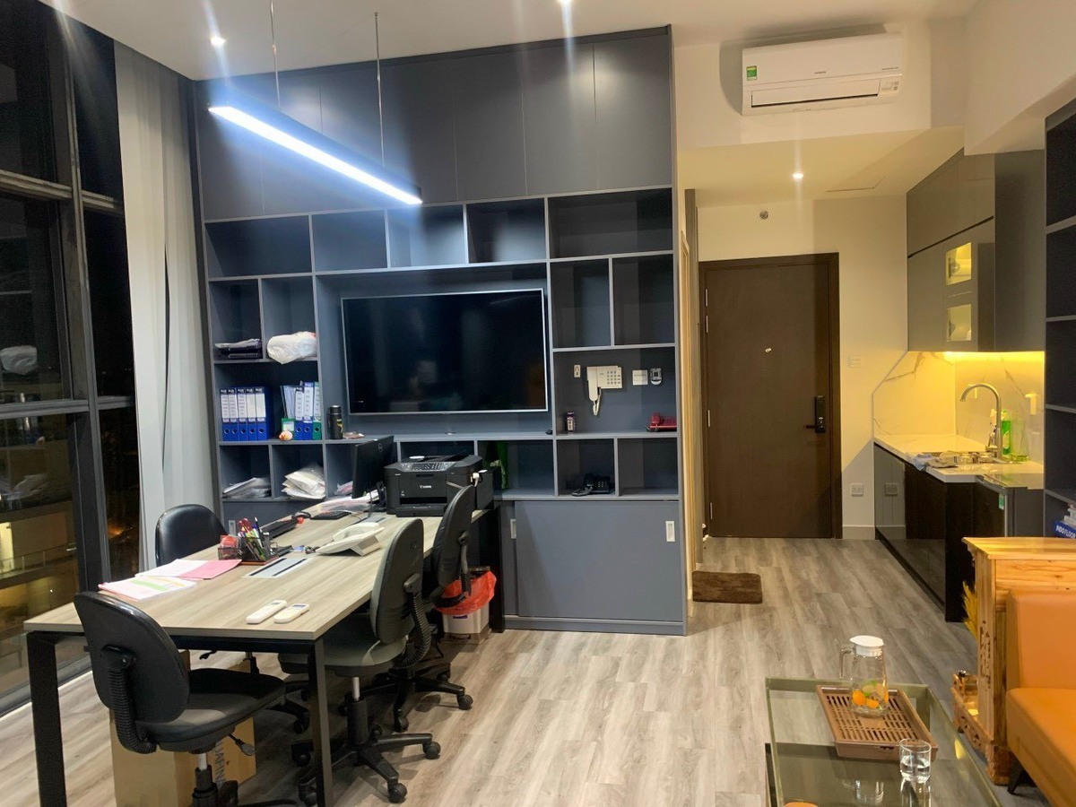 Cho căn officetel full bàn ghế giá 15 triệu diện tích 43m2 tại The Sun Avenue