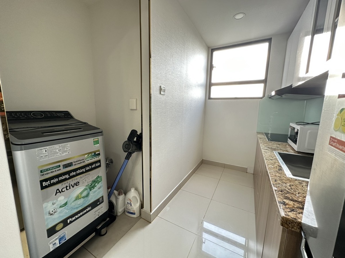 Căn hộ cho thuê 1pn giá tốt nhà đẹp 15 triệu view sông mát The Sun Avenue