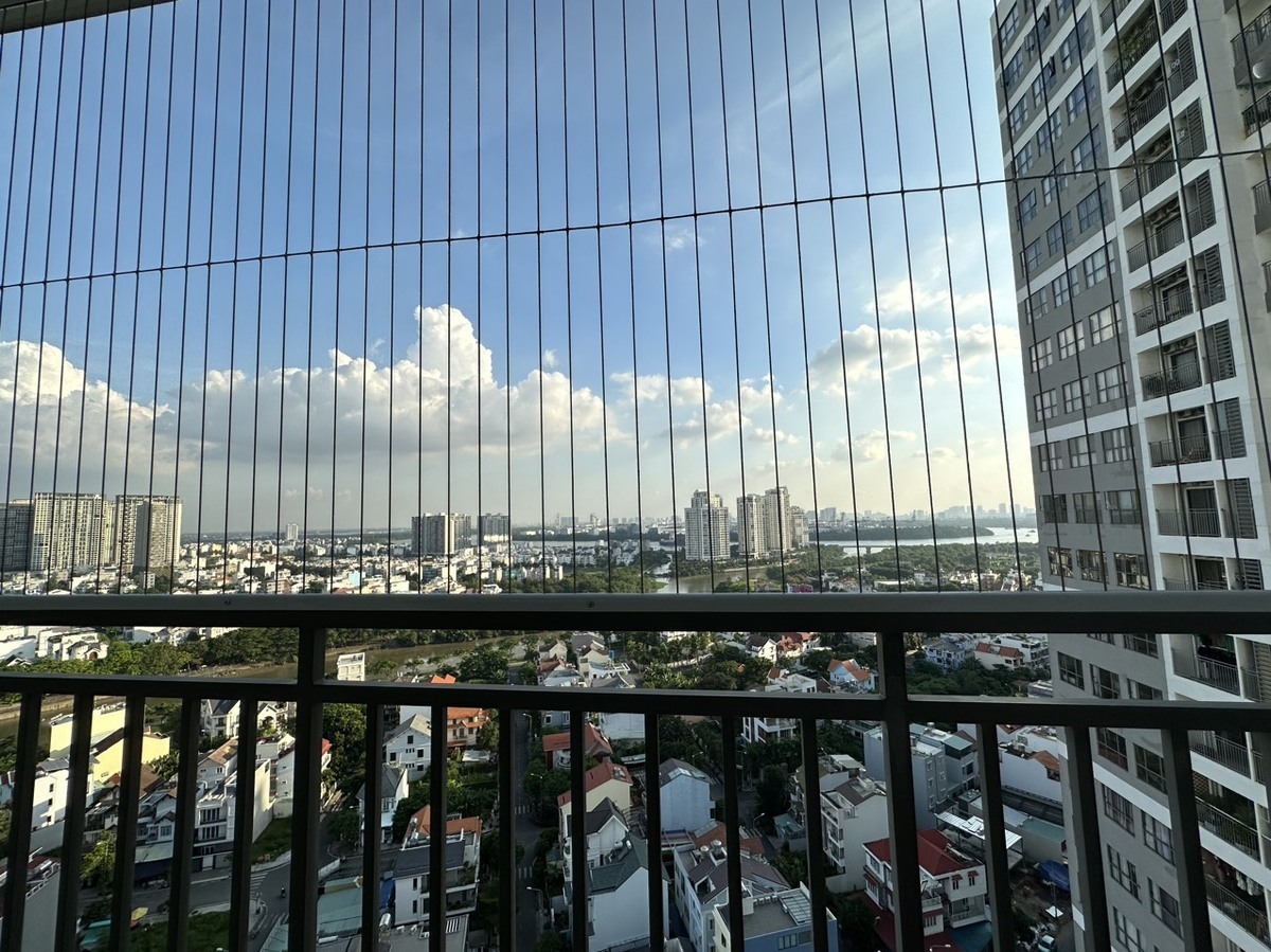 Căn hộ cho thuê 1pn giá tốt nhà đẹp 15 triệu view sông mát The Sun Avenue