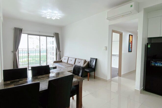 Cho thuê 3PN The Sun Avenue giá 17 triệu 96m2 có sẵn ít nội thất