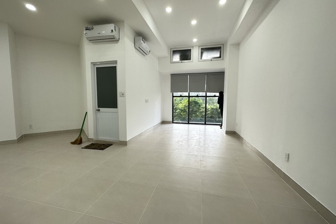 Cần cho thuê căn officetel The Sun Avenue giá 14 triệu thiết kế cơ bản 48m2