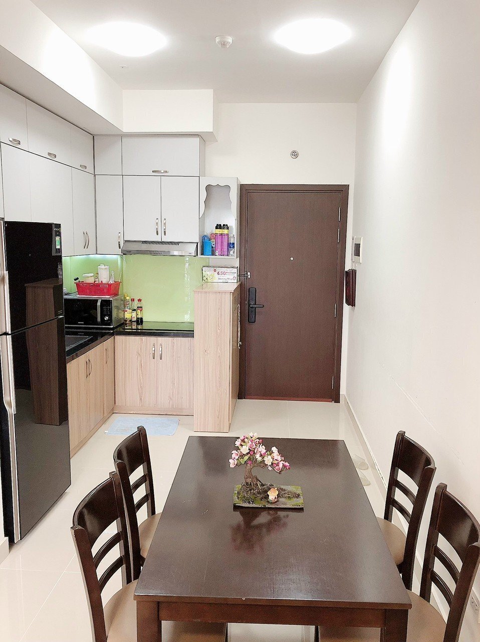 Cho thuê 1pn + 1 The Sun Avenue giá tốt 14 triệu nội thất đẹp tone