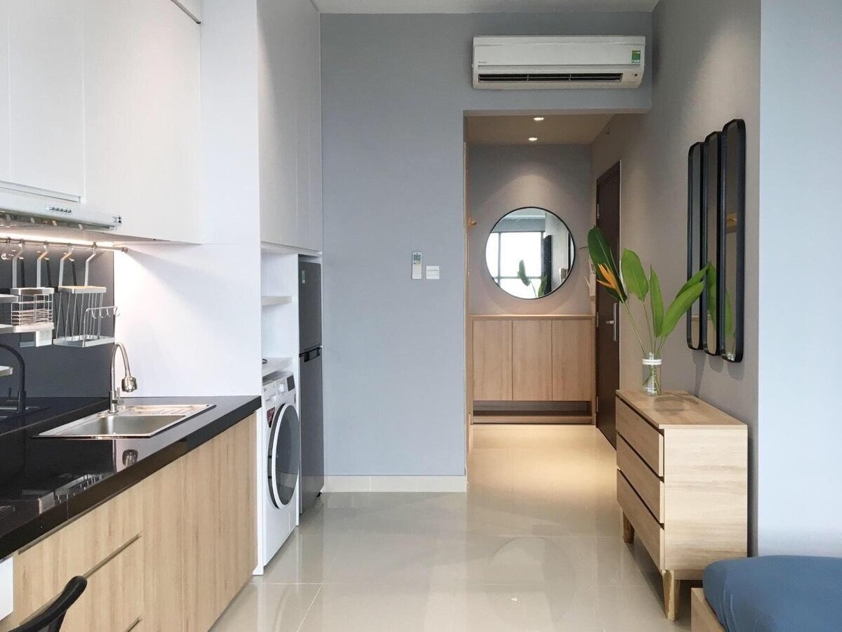 Mua bán căn studio giá 2,5 tỷ diện tích 31m2 full nội thất The Sun Avenue