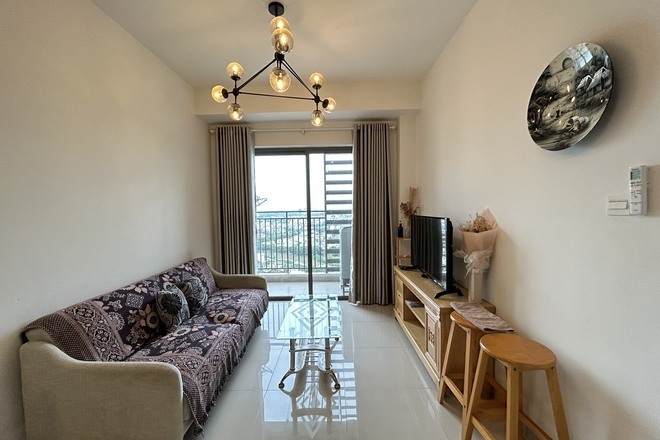 Căn hộ 2pn 1wc The Sun Avenue full nội thất giá 15 triệu tháp trung tâm