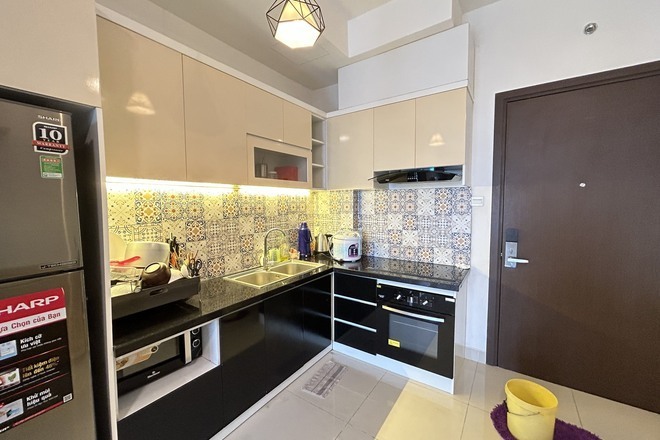 Căn hộ 2pn 1wc The Sun Avenue full nội thất giá 15 triệu tháp trung tâm