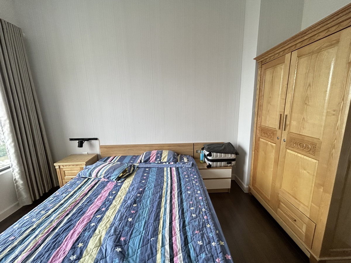 Căn hộ 2pn 1wc The Sun Avenue full nội thất giá 15 triệu tháp trung tâm