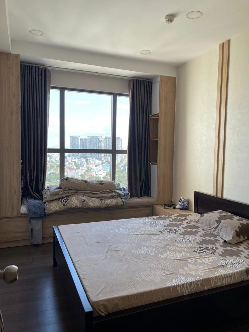 Cho thuê căn hộ 1pn +1 giá 14 triệu The Sun Avenue full nội thất đẹp 56m2