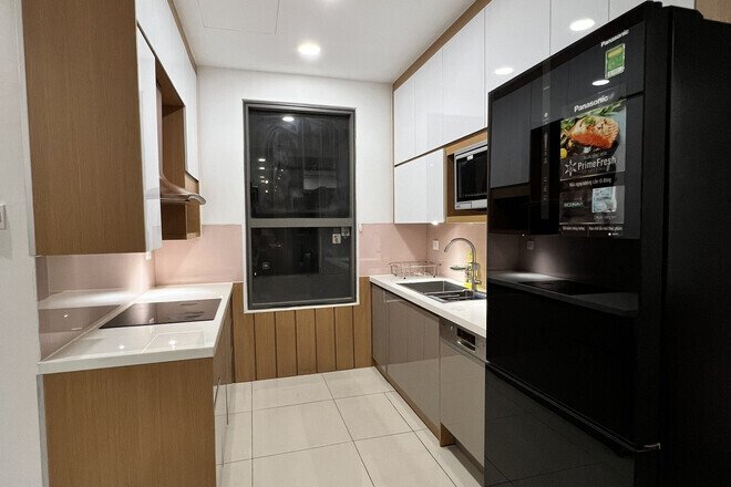 Cho thuê 3pn The Sun Avenue giá 20 triệu có nội thất 96m2