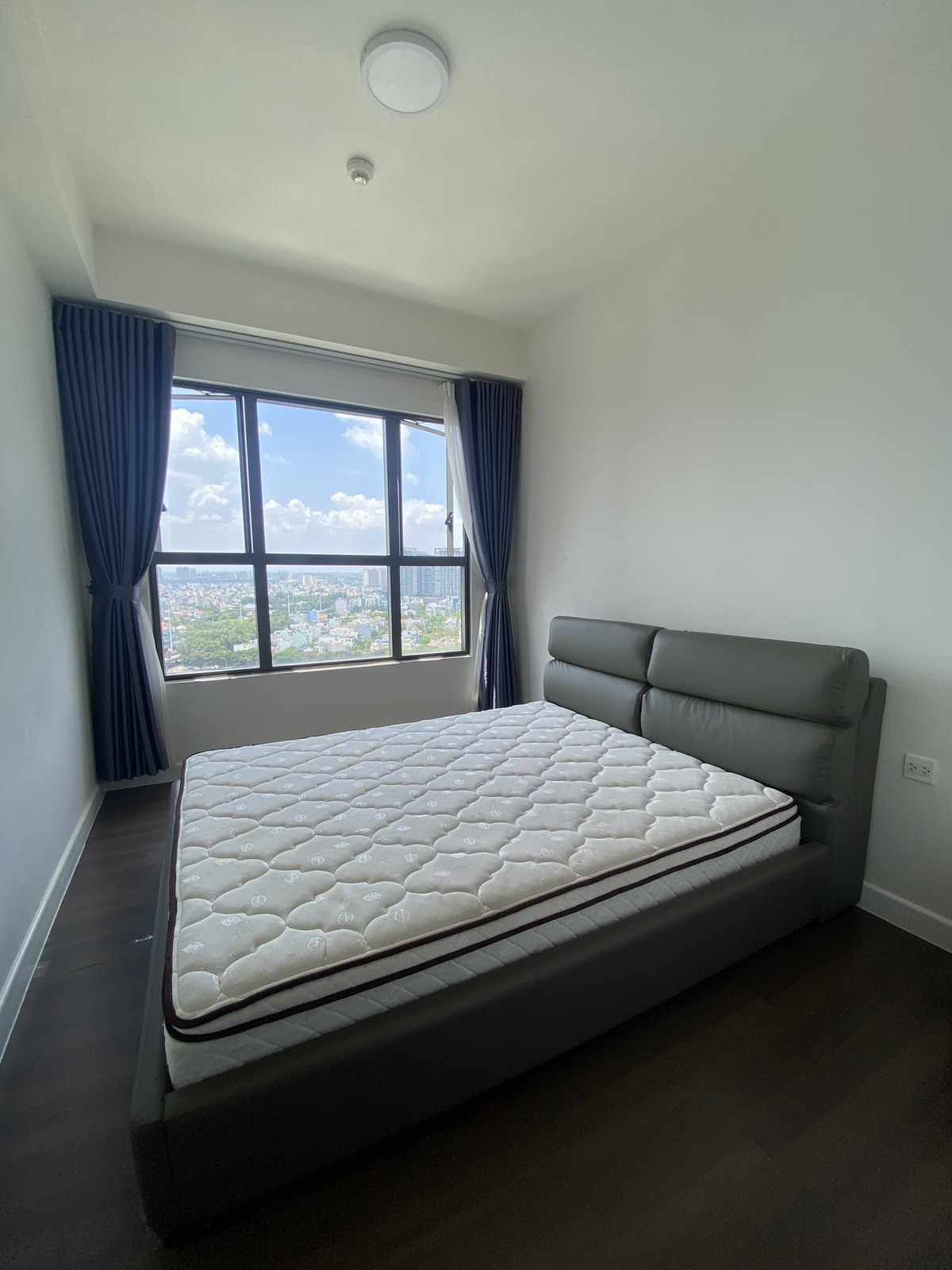 Cho thuê căn 1pn +1 The Sun Avenue giá 15 triệu view sông mát