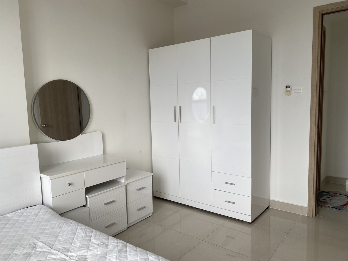 Cho thuê căn 1pn The Sun Avenue giá 14 triệu view sông mát