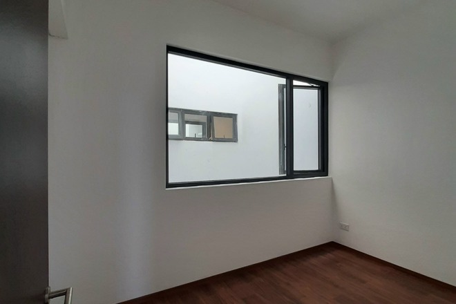 Bán căn hộ 2PN nội thất cơ bản giá thiện chí 5,7 tỷ có sẵn hợp đồng thuê