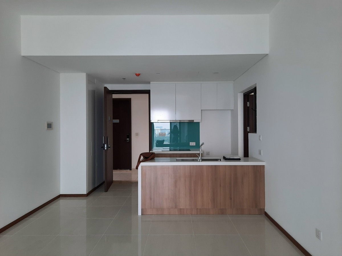 Bán căn hộ 2PN nội thất cơ bản giá thiện chí 5,7 tỷ có sẵn hợp đồng thuê