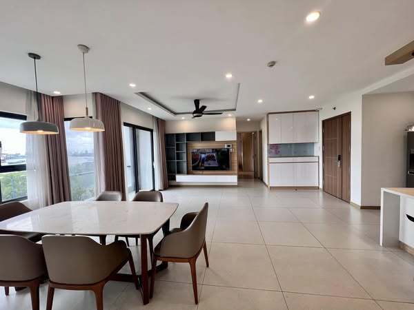 Bán căn hộ 3PN diện tích siêu bự 117m2 New City Thủ Thiêm Quận 2