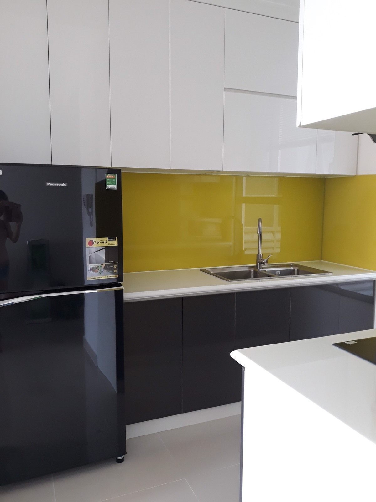 Bán căn hộ 3PN 80m2 giá 5,7 tỷ tặng kèm nội thất The Sun Avenue