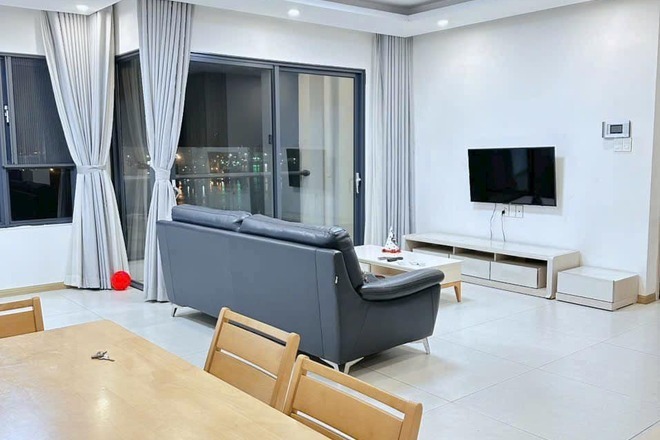 Cho thuê căn hộ 3PN Full nội thất tầng cao view Sông New City Thủ Thiêm