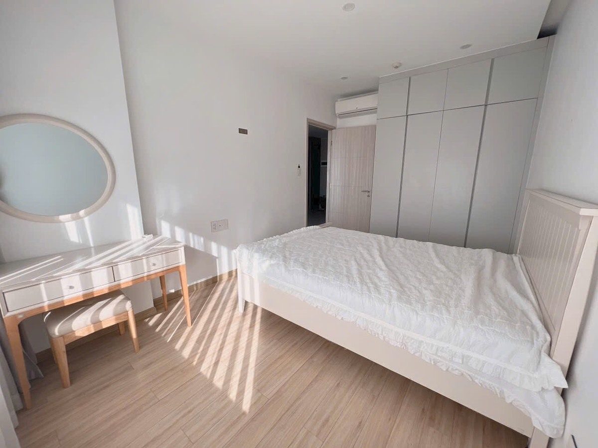 Cho thuê 2PN Full nội thất đẹp, lầu cao view thoáng New City Thủ Thiêm