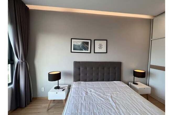 Cho thuê 2PN full nội thất đẹp lầu trung view thoáng mát New City Quận 2