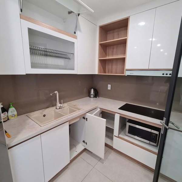 Cho thuê 2PN full nội thất đẹp lầu trung view thoáng mát New City Quận 2