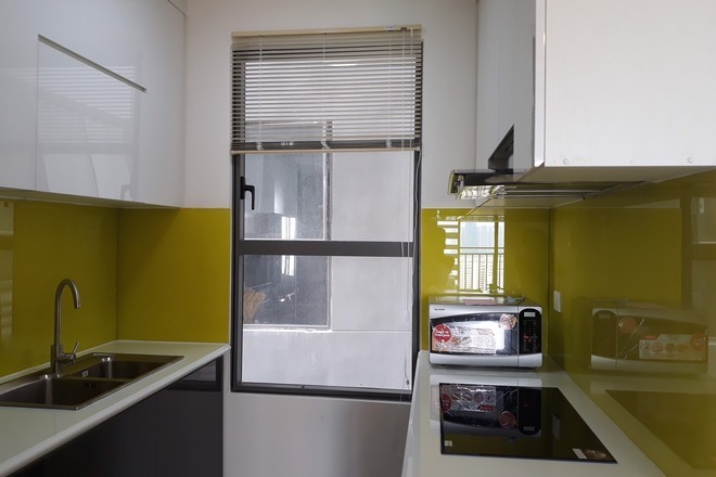 Bán căn hộ 3PN 80m2 giá 5,7 tỷ tặng kèm nội thất The Sun Avenue