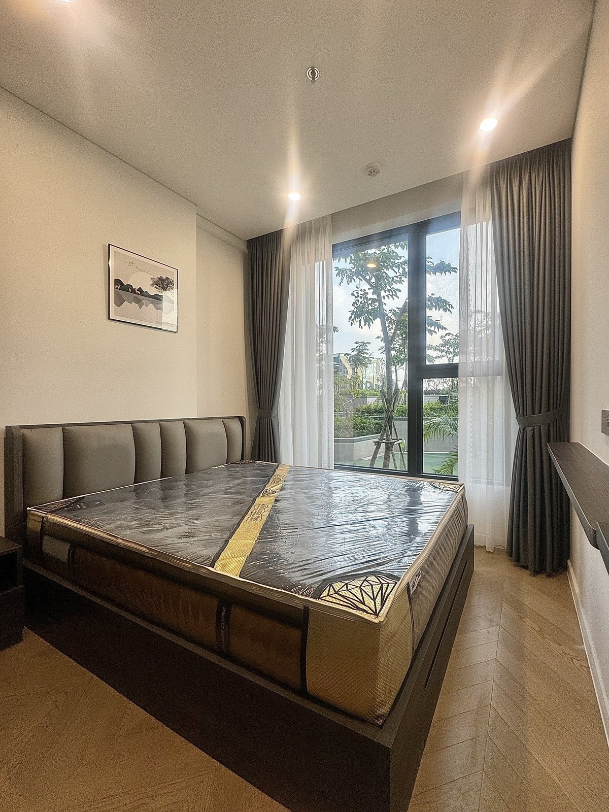 Lumiere Riverside cho thuê căn full nội thất cao cấp giá 32,2 triệu/tháng