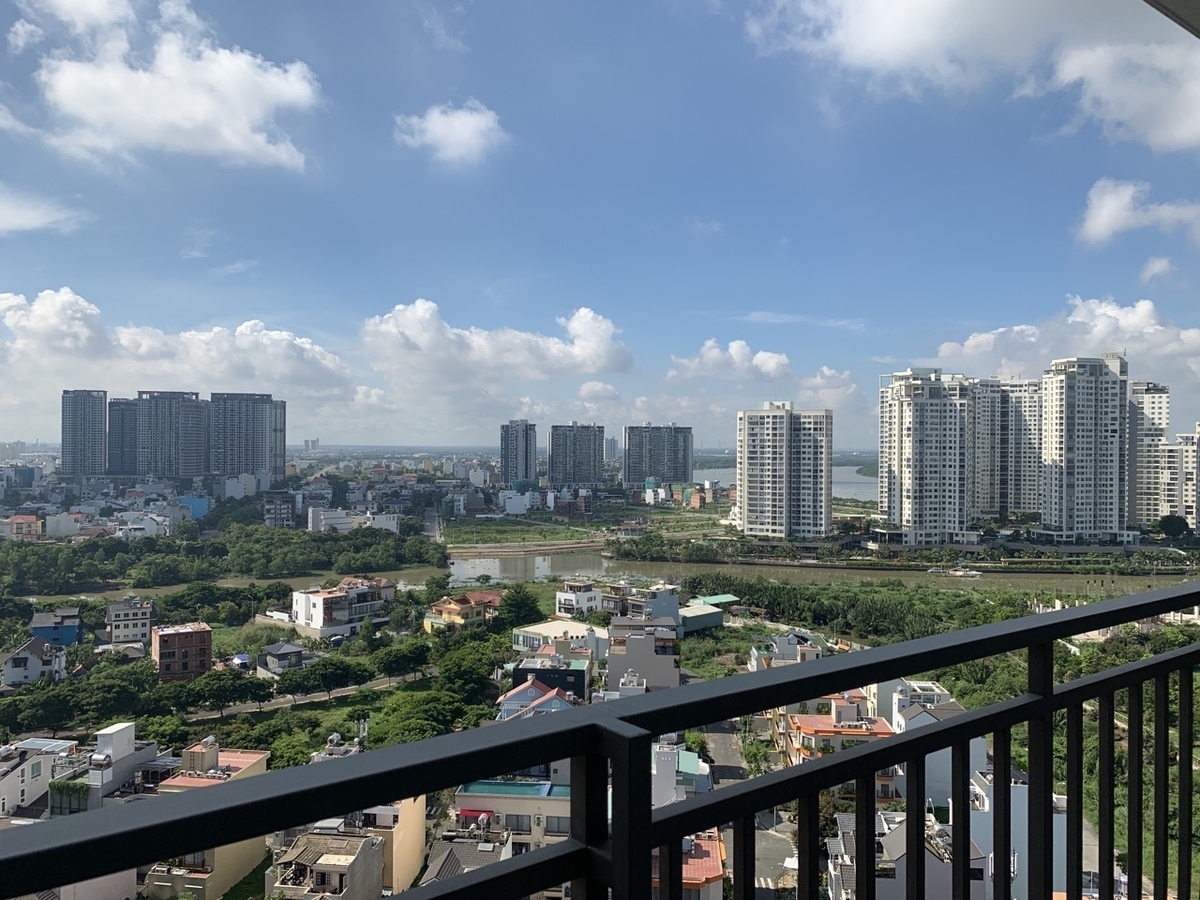 Căn hộ 2PN nhà đẹp rất có style view sông The Sun Avenue