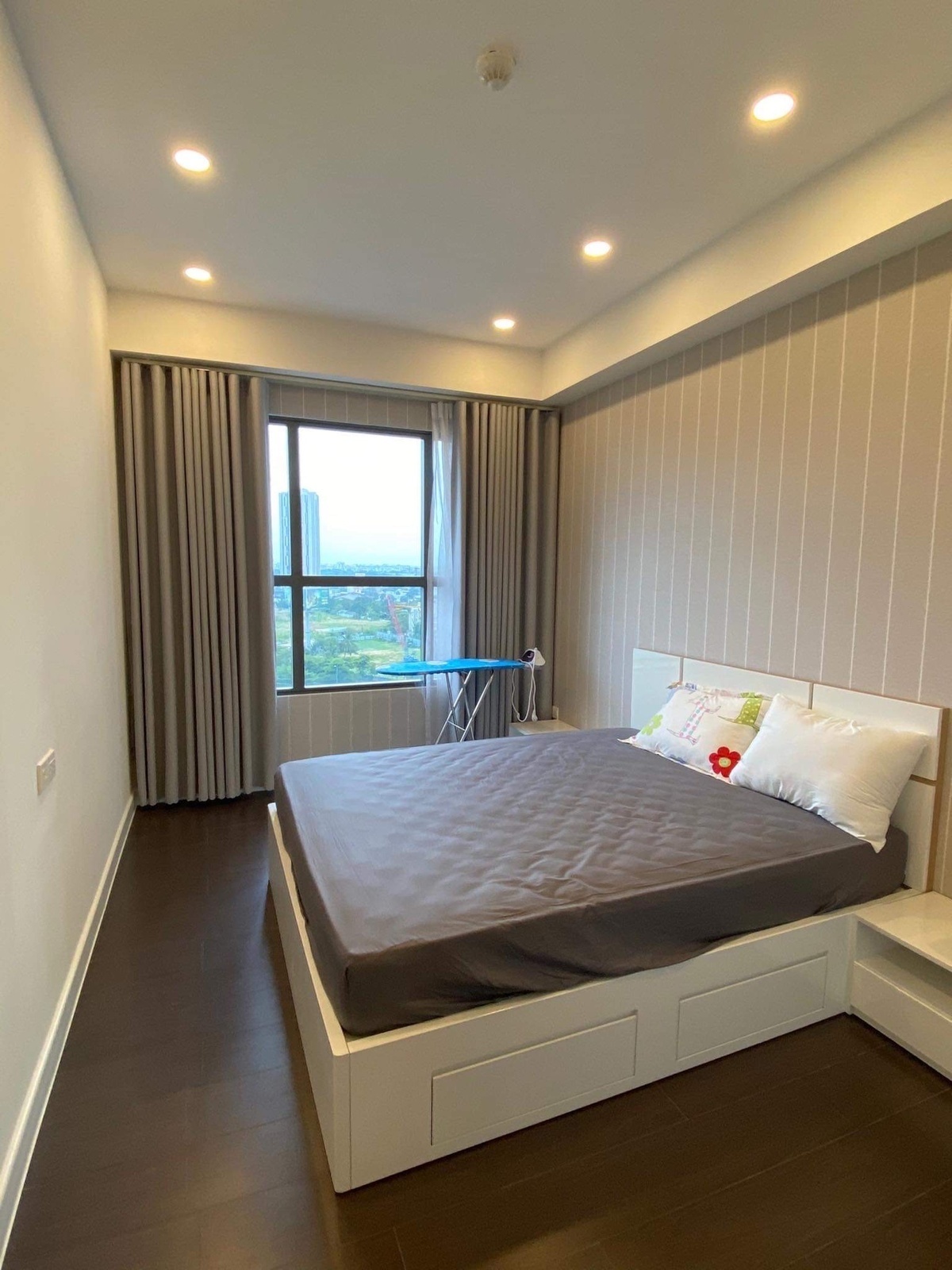 Bán GẤP căn hộ 3PN giá rẻ nhất thị trường bằng giá 2PN The Sun Avenue