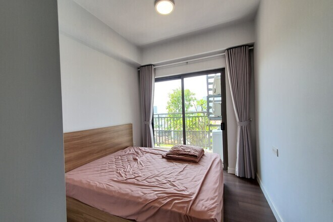 Cho thuê 2PN giá thuê hợp lý ban công rộng thoáng làm khu vườn xanh