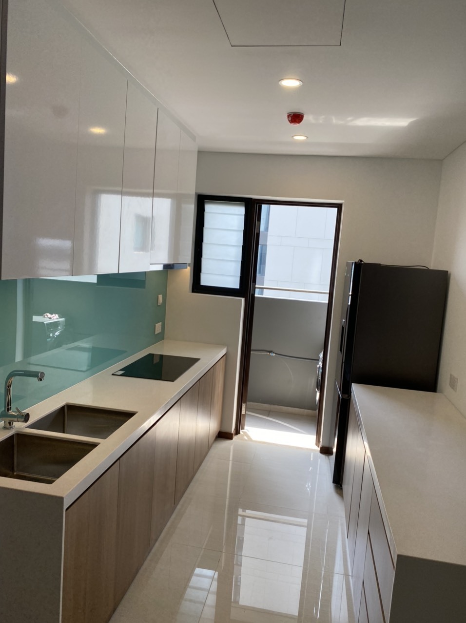 Cho thuê căn hộ One Verandah 2pn full nội thất giá cực tốt chỉ 16 triệu/tháng