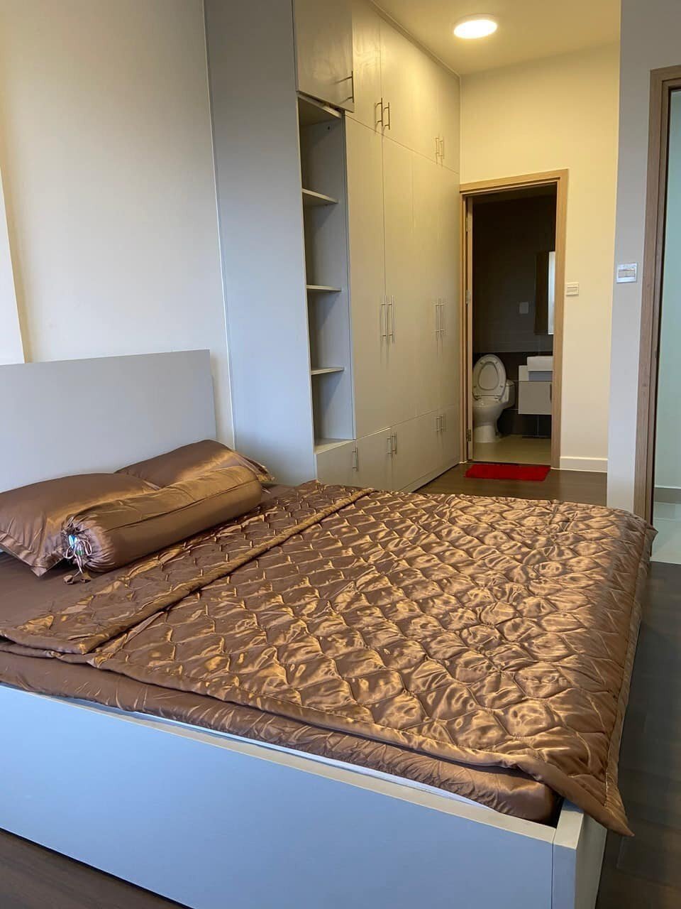 Bán GẤP căn hộ 2PN giá tốt chỉ 5,2 tỷ bao thuế phí The Sun Avenue