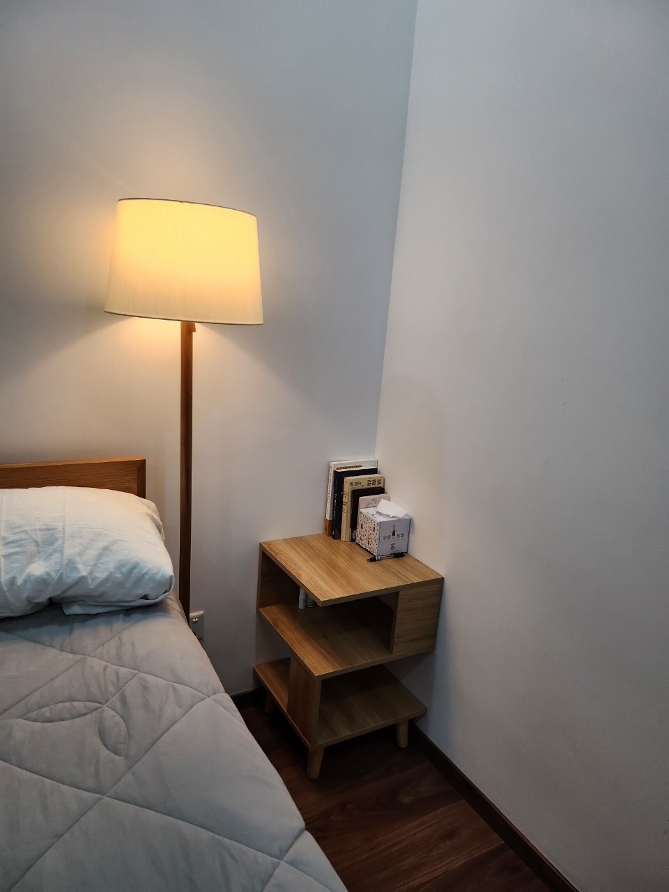 Cần bán gấp căn hộ One Verandah, 2PN, 80m², full nội thất, giá 6,7 tỷ