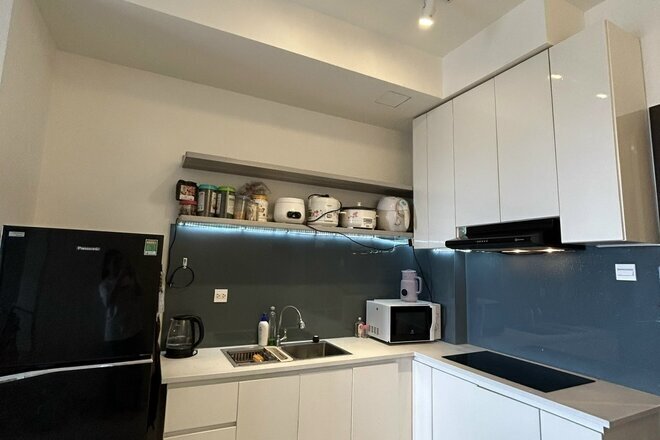 Bán nhanh căn hộ 1PN+1 56m2 giá siêu tốt dự án The Sun Avenue Quận 2