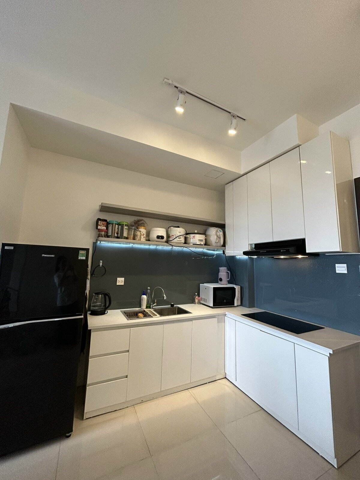 Bán nhanh căn hộ 1PN+1 56m2 giá siêu tốt dự án The Sun Avenue Quận 2