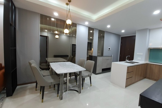 Chuyển nhượng căn hộ 1 phòng ngủ One Verandah, tầng cao ban công thoáng