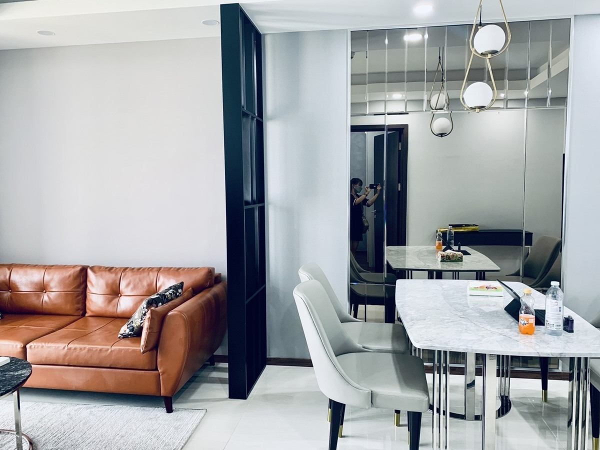 Chuyển nhượng căn hộ 1 phòng ngủ One Verandah, tầng cao ban công thoáng