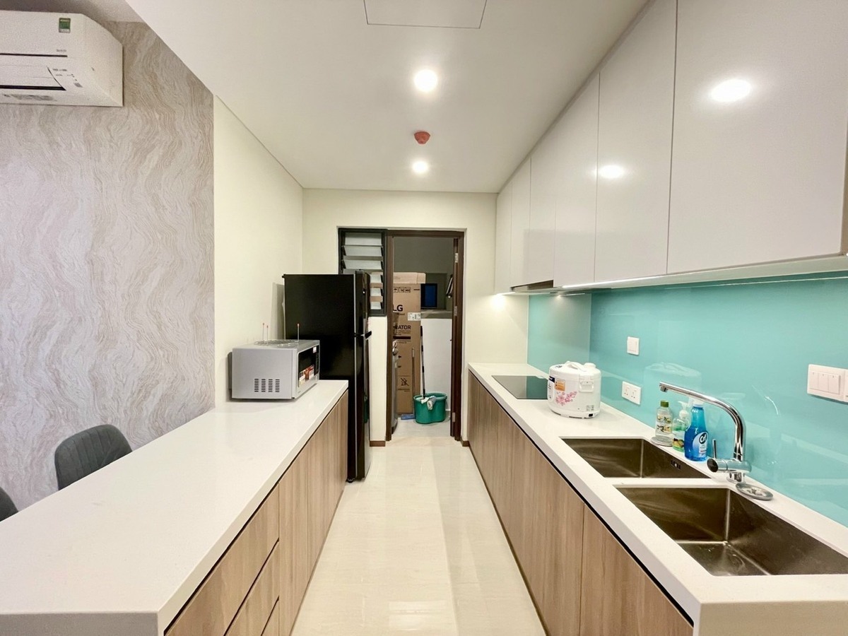 Cho thuê 2PN One Verandah Full nội thất giá 20,6 triệu đẹp tầng cao mát mẻ