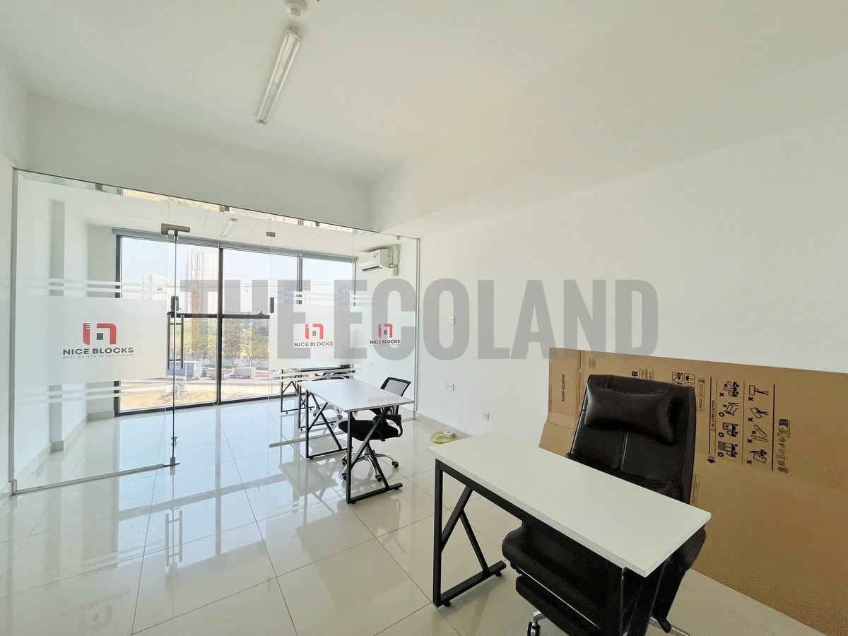 Cho thuê văn phòng 67m2 The Sun Avenue giá 18 triệu có phòng kính riêng