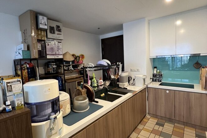 Cho thuê căn 1 phòng ngủ One Verandah, tầng cao thoáng mát nội thất cơ bản