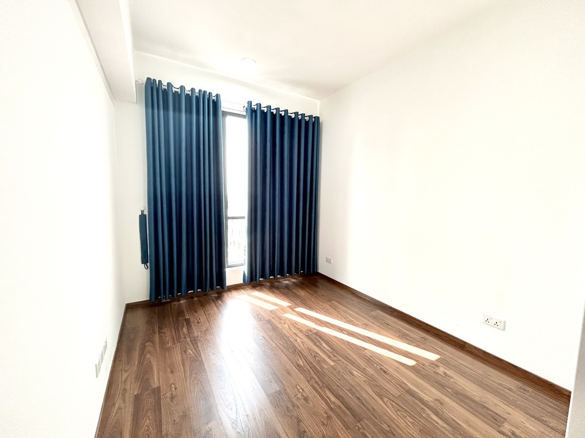 Căn hộ One Verandah - nội thất cơ bản - Giá tốt chỉ 15 triệu/tháng