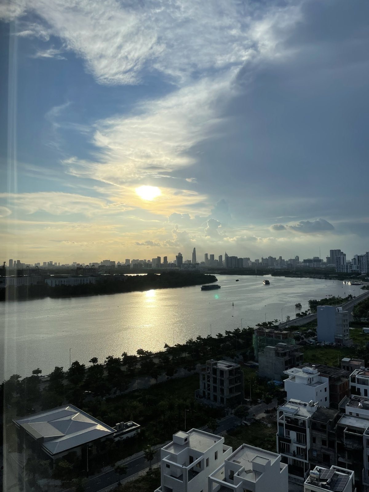 Chuyển nhượng căn hộ 3 phòng ngủ One Verandah, view sông Sài Gòn cực đẹp