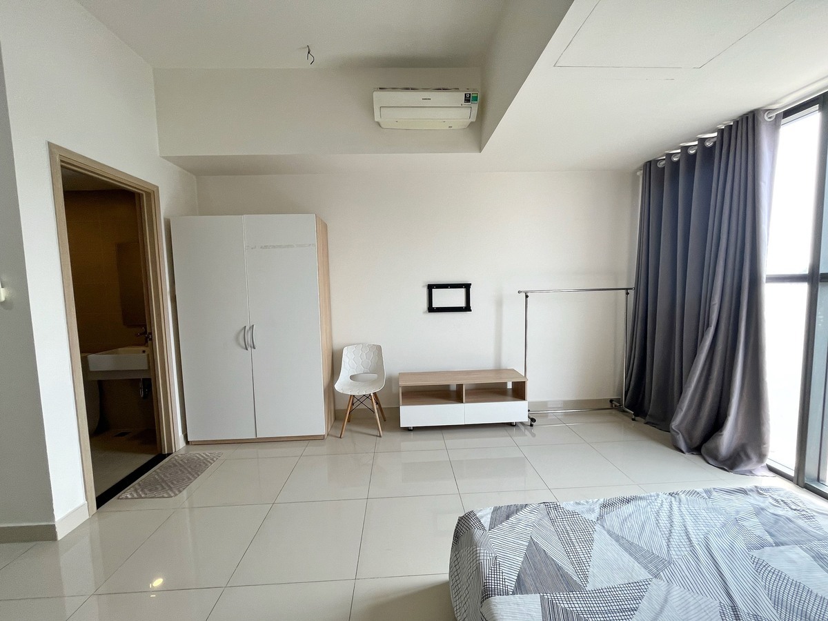 Cho thuê căn hộ studio 40m2 có sẵn nội thất giá 10 triệu/tháng