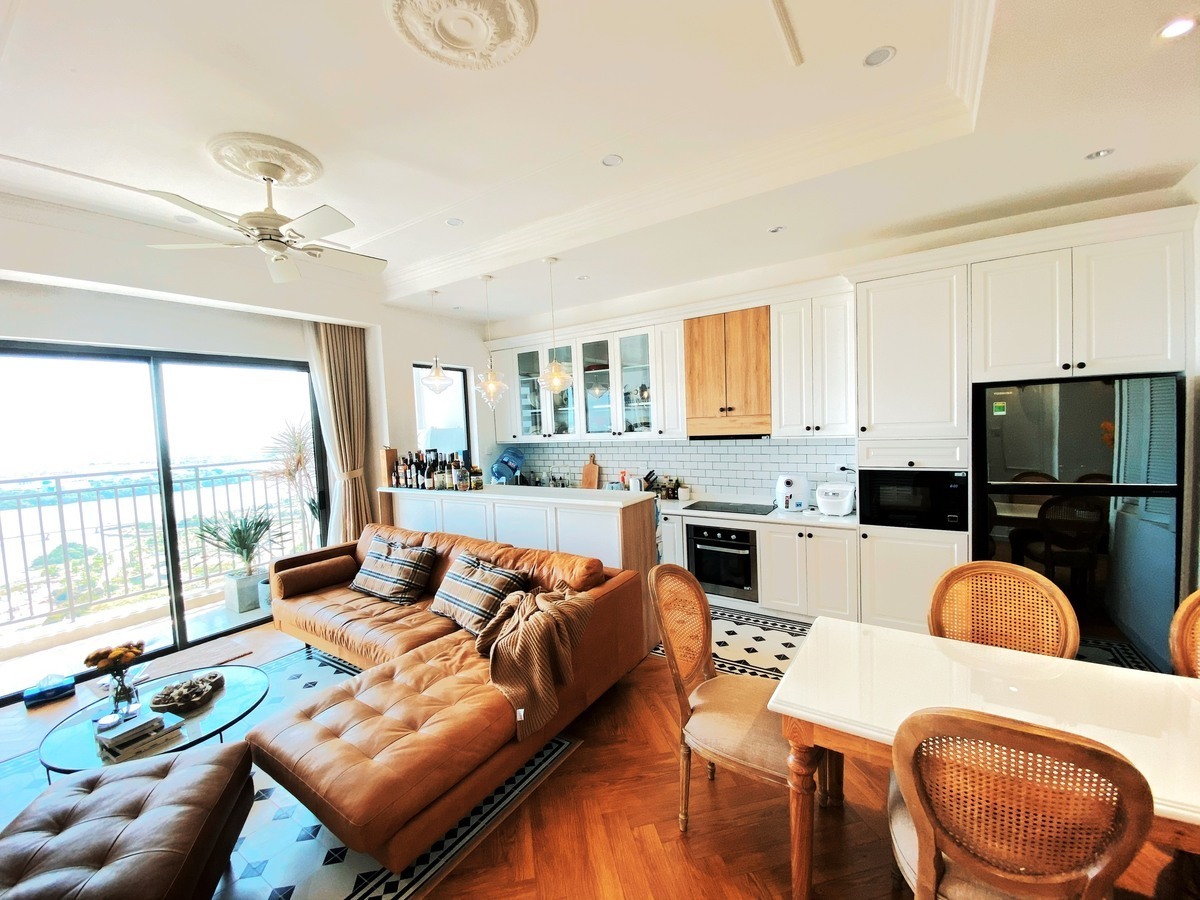 Chuyển nhượng căn 3pn đập thông 1pn giá 8 tỷ nhà rất đẹp 109m2