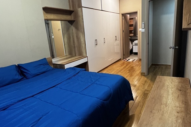 Cho thuê 2PN Nhà mới, lầu cao view sông The Sun Avenue Quận 2