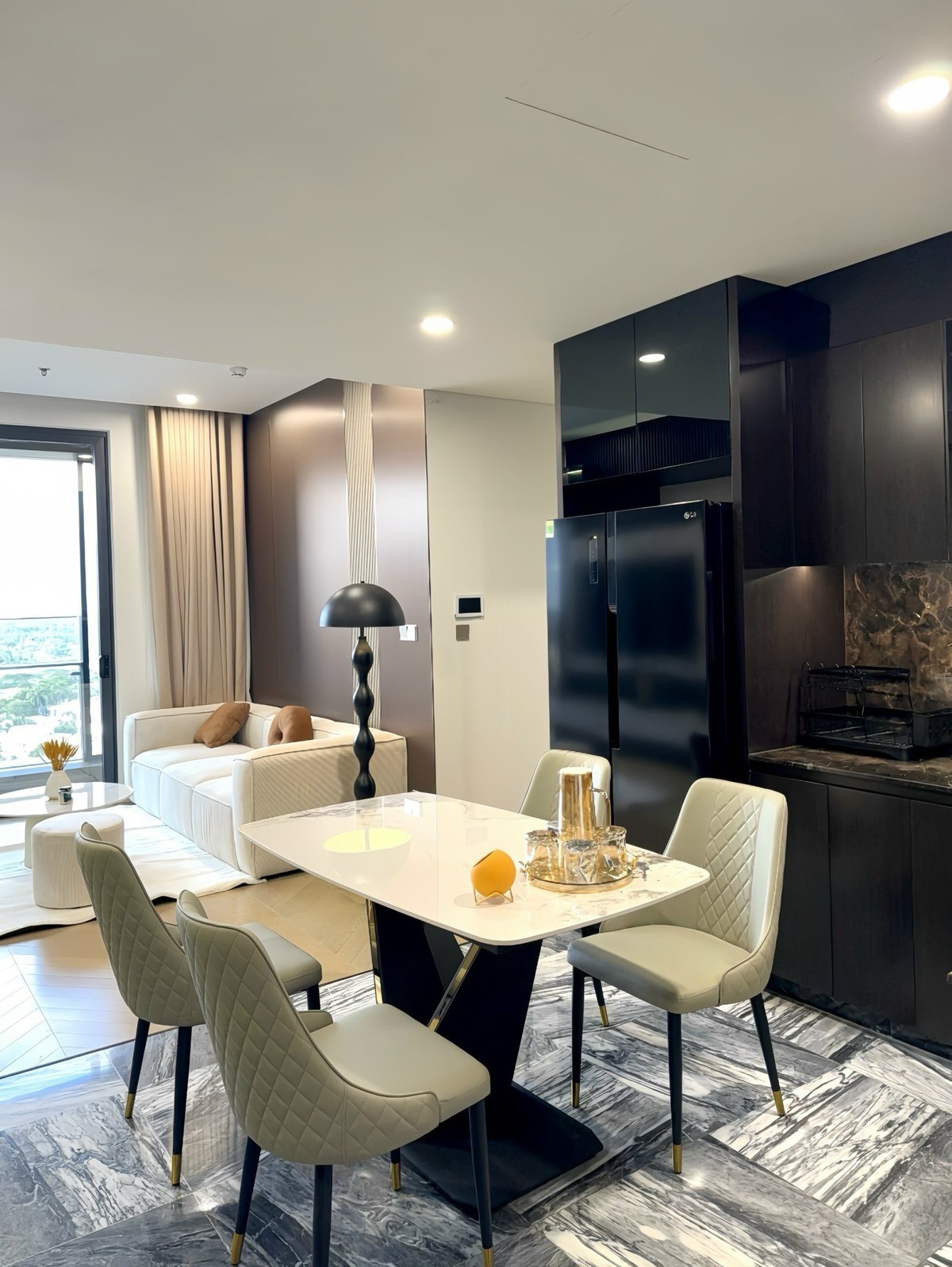 Cho thuê căn hộ 3pn Lumiere Riverside 48 triệu full nội thất 96m2