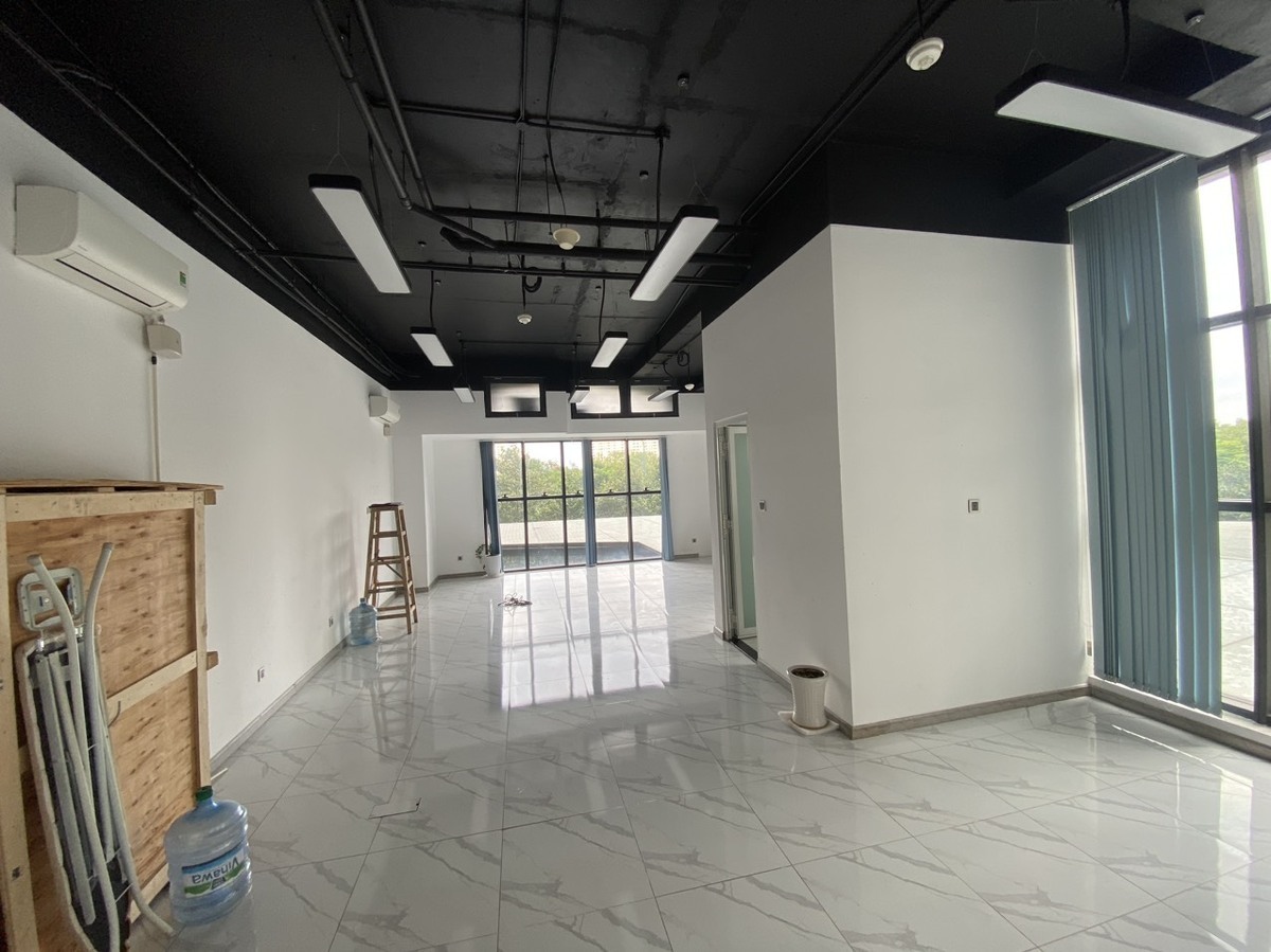 Cho thuê officetel căn góc The Sun Avenue giá 16 triệu diện tích 62m2